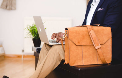 5 Factors to Consider When Choosing the Perfect Laptop Bag